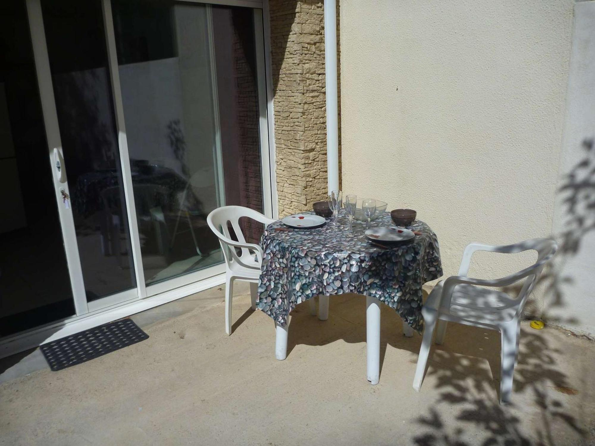 Studio Charmant A 2 Pas De La Plage Avec Terrasse Et Parking - Fr-1-387-124 Марсилан Екстериор снимка